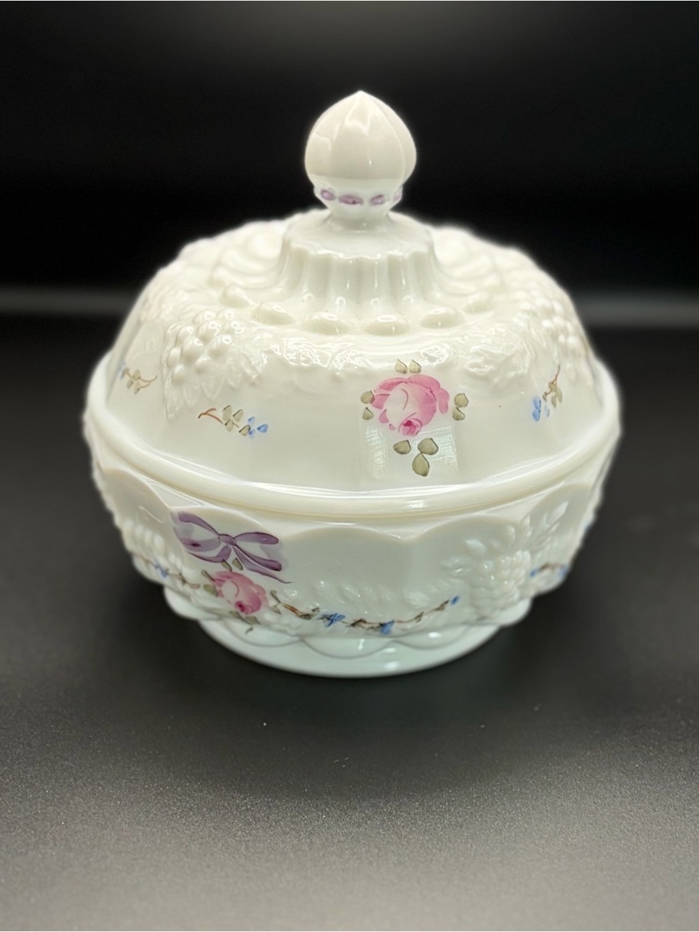 Westmoreland Milk Glass 4.5"x5" Powder Trinket Box Panel Grape Painted Floral
